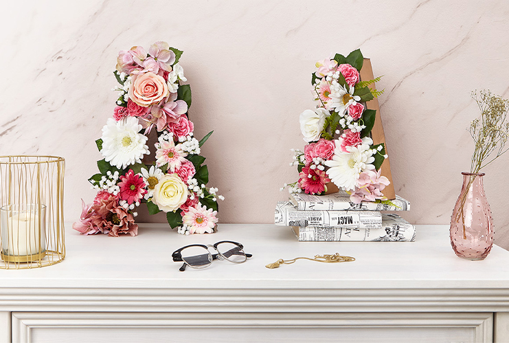 Букви от цветя